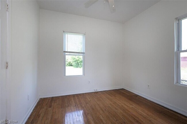 Building Photo - 15009 Miles Ave