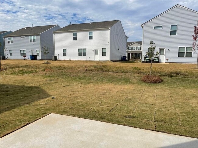 Building Photo - 632 Blue Ash Ct