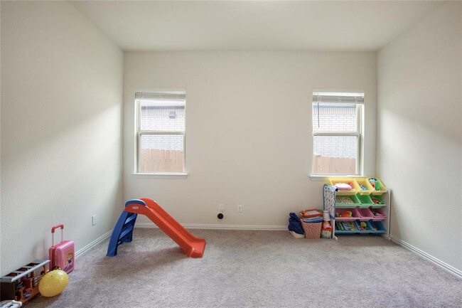 Building Photo - 2320 Roaring River Trail