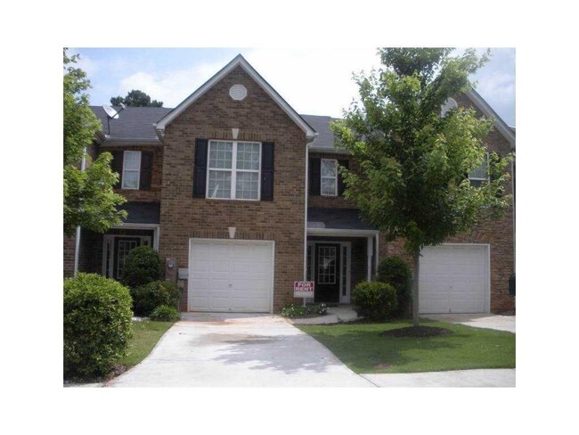 Primary Photo - 135 Fern Crest Dr