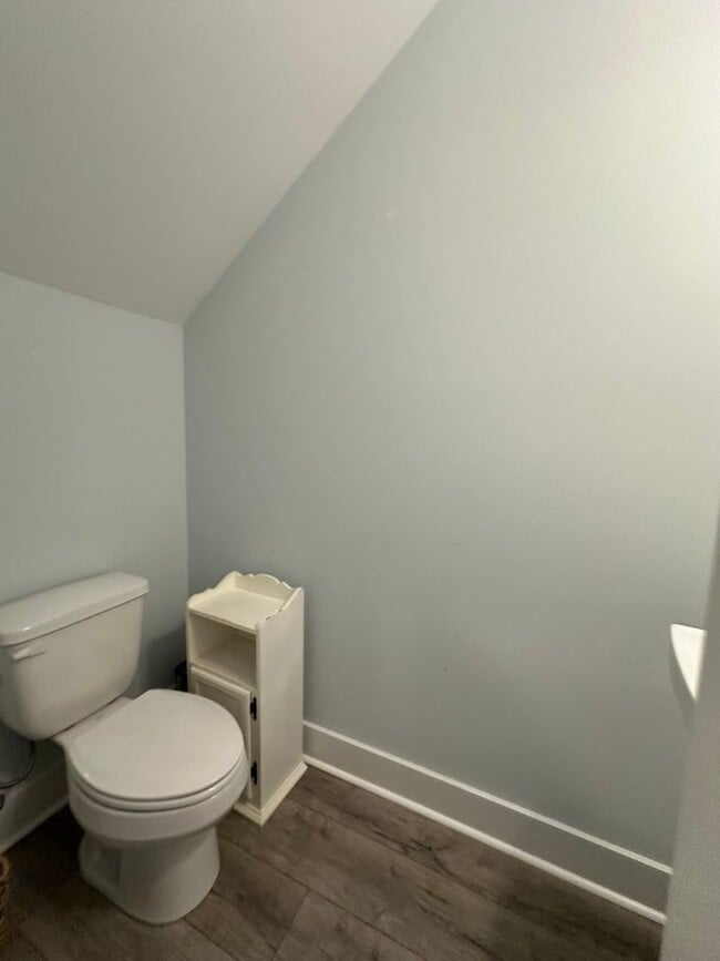 Building Photo - Gorgeous newer 2-Story, 4 bedroom Home in South Walton County