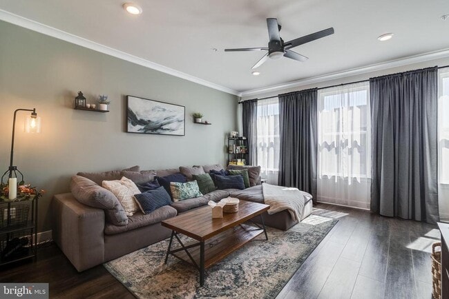Building Photo - 5921 Kate Chopin Pl