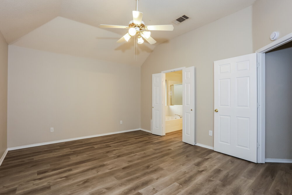 Building Photo - 216 Stone Creek Blvd