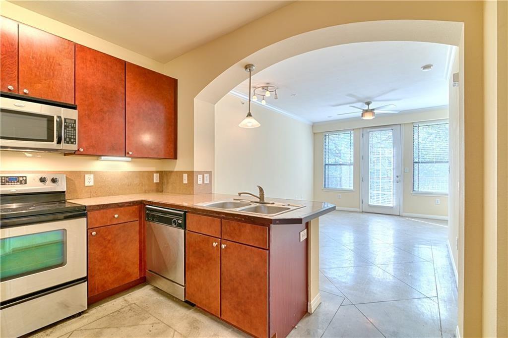 Building Photo - 2505 San Gabriel