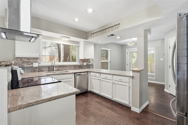 Building Photo - 971 N Red Cedar Cir