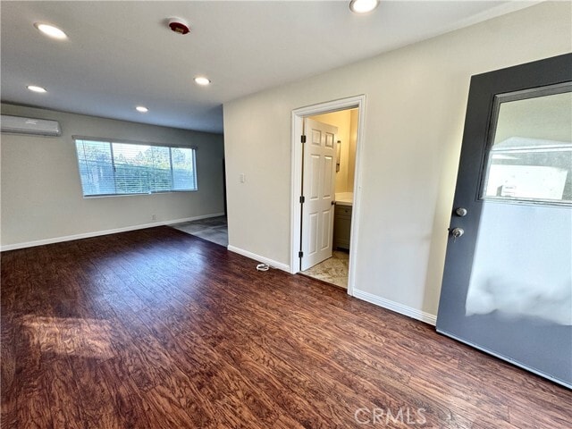 Building Photo - 821 Avenue A Ave