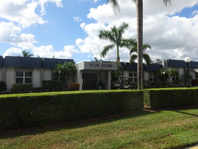 Building Photo - 2723 Emory Dr W