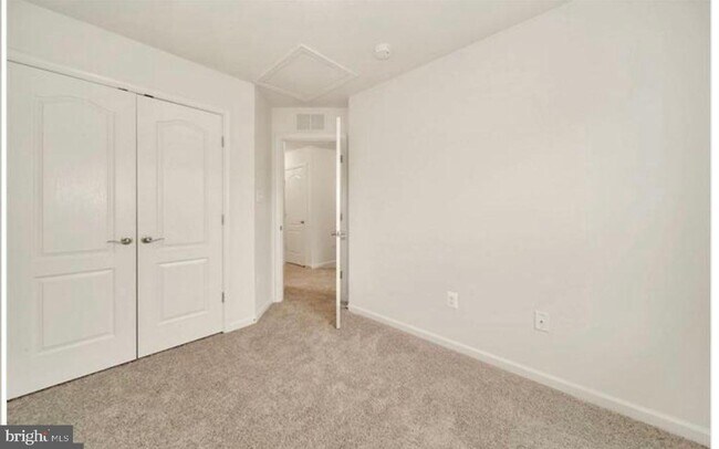 Building Photo - 12815 Sutherby Ln