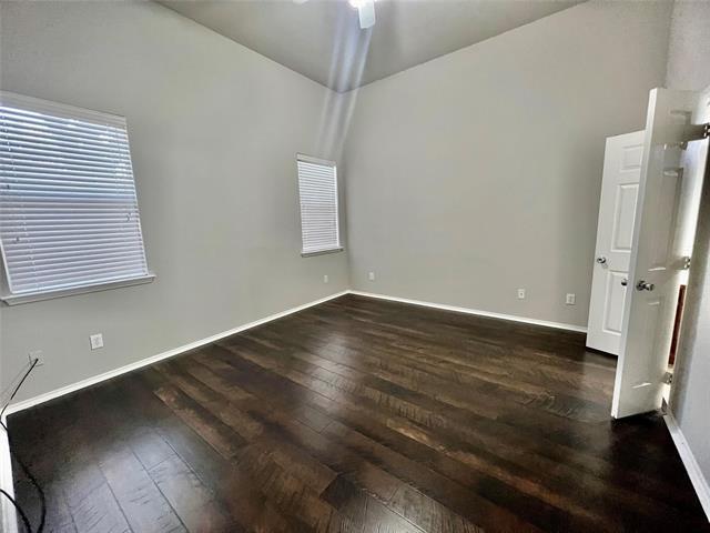 Building Photo - 3216 Versante Dr