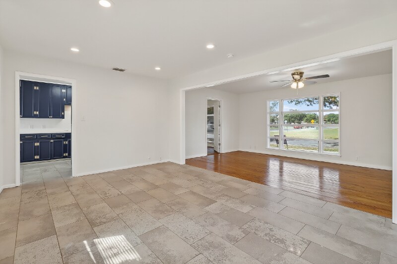 Building Photo - 4634 Weir Dr