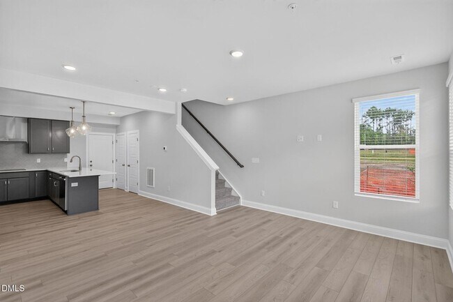 Building Photo - 10567 Pleasant Br Dr