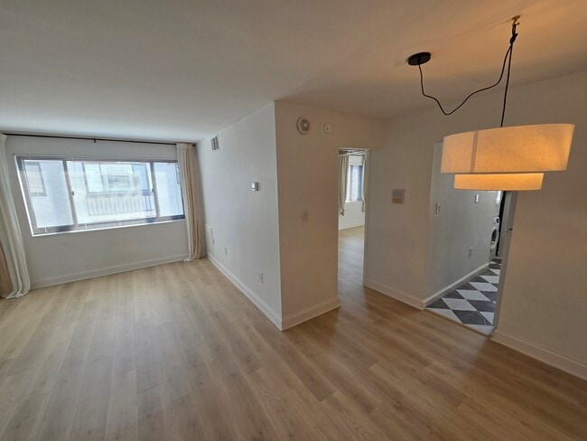 Building Photo - 2604 Tunlaw Rd NW