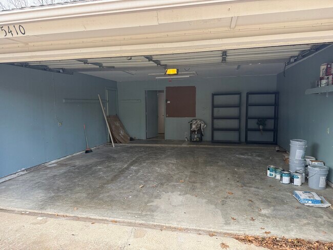 Building Photo - 5410 Deep Canyon Dr