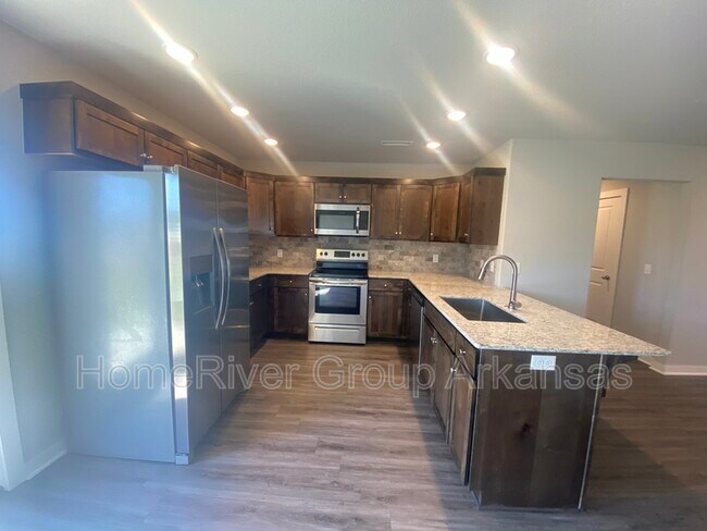 Building Photo - 418 N Mojave St