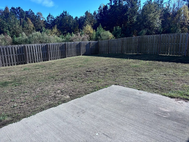 Building Photo - 597 Fairview Cir