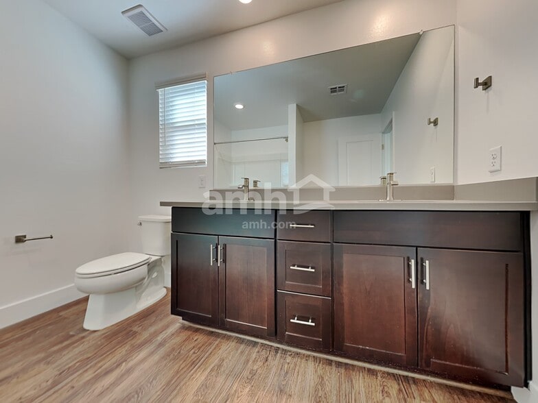 Building Photo - 21553 S 231st Way