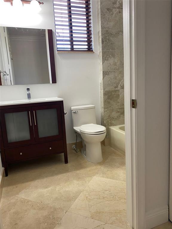 Building Photo - 2795 Kinsington Cir