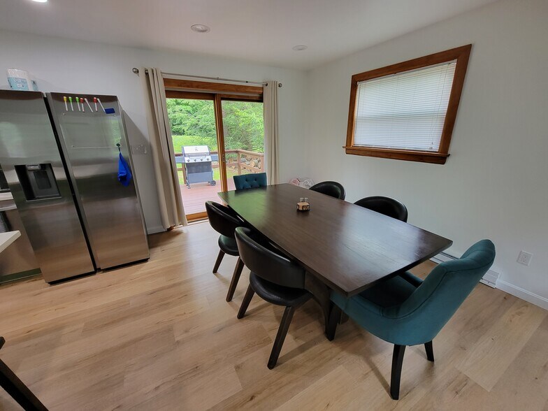 Building Photo - 5127 Hounds Ear Rd