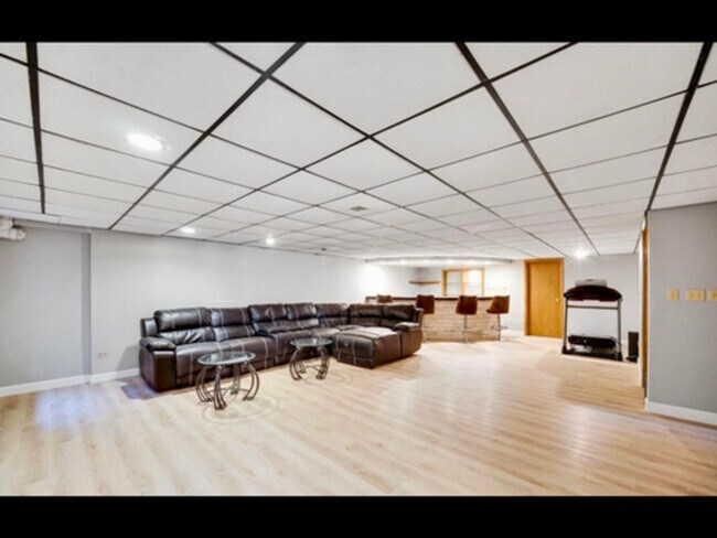 Building Photo - 14926 Wilco Dr
