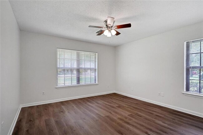 Building Photo - 401 Inspiration Ln