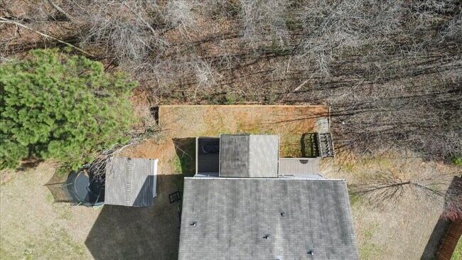 Building Photo - Furnished or Unfurnished spacious two story traditional conveniently located and ready now!