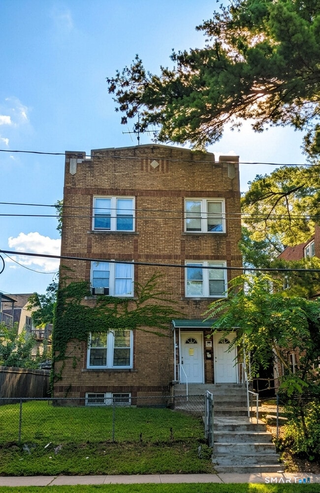 Building Photo - 190 Enfield St