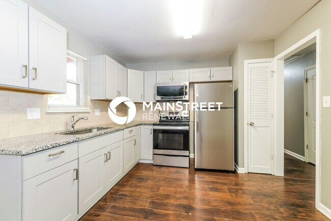 Building Photo - 3 Bedroom Pet-Friendly Home in Blue Spring...