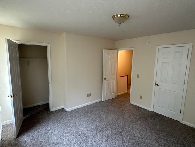 Building Photo - 1017 Smither Dr