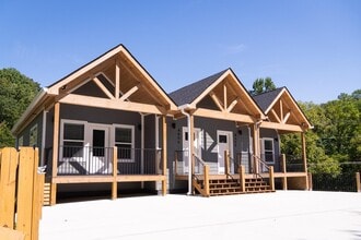 Building Photo - 406 Hideaway Ridge Cir