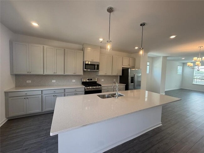 Building Photo - 409 Nix Ln