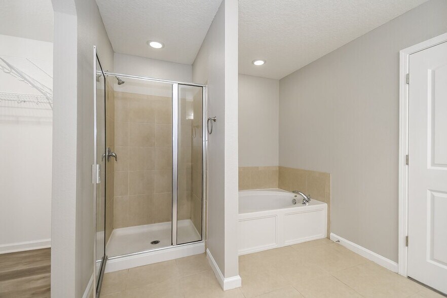 Building Photo - 3258 Hidden Meadows Ct