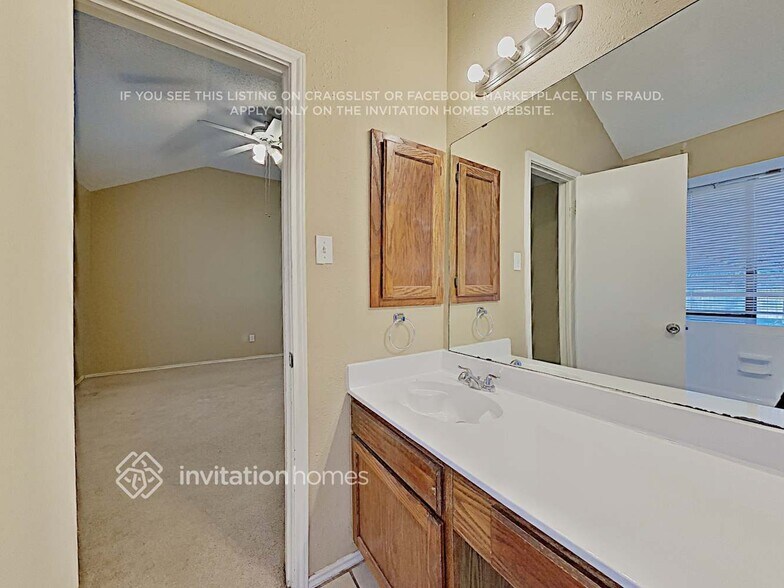 Building Photo - 820 Bentle Ct