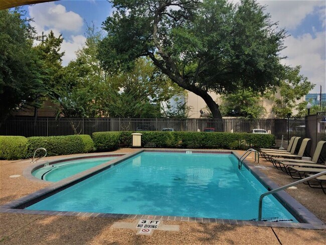 Primary Photo - 3400 Edloe St