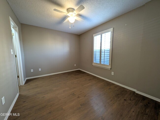 Building Photo - 12145 Sun Arbor Pl