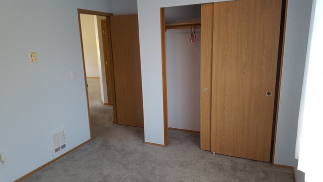 Building Photo - 2+ bed, 2 bath home in Sun Meadows, Sequim