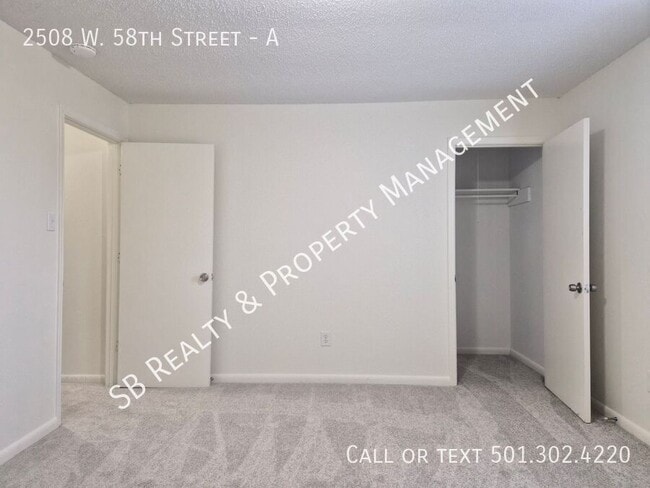 Building Photo - 2508 W 58th St