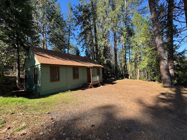 Building Photo - 1092 Winton Rd