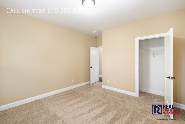 Building Photo - 6785 Pleasant Gate Ln