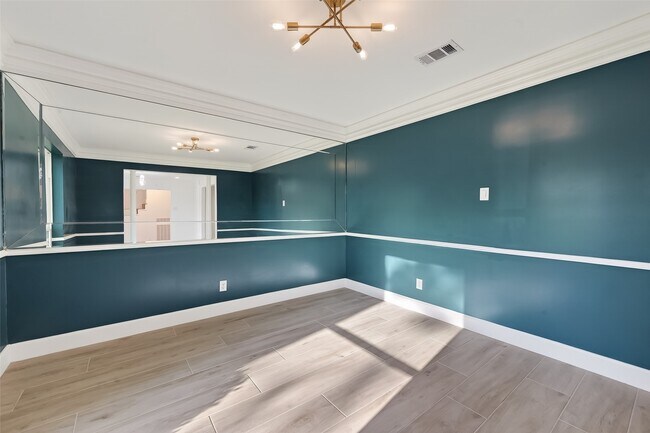 Building Photo - 2734 Triway Ln