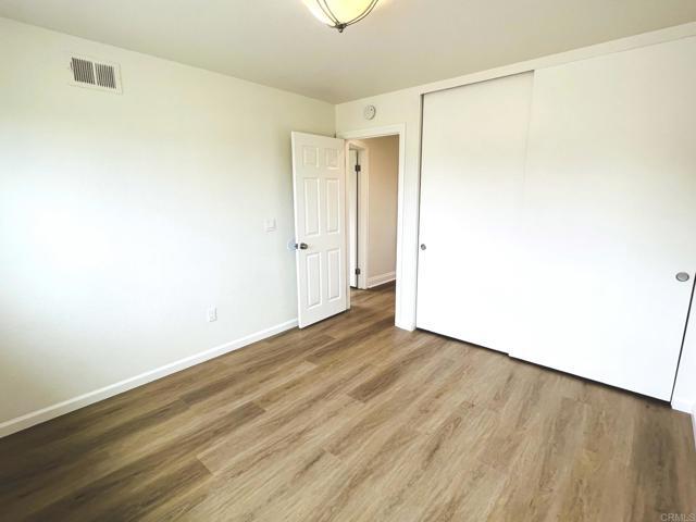 Building Photo - 1420 Tres Hermanas Way