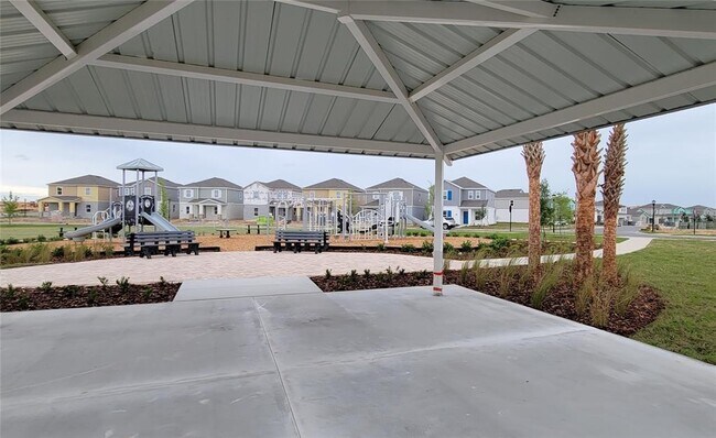Building Photo - 6062 Blissful St
