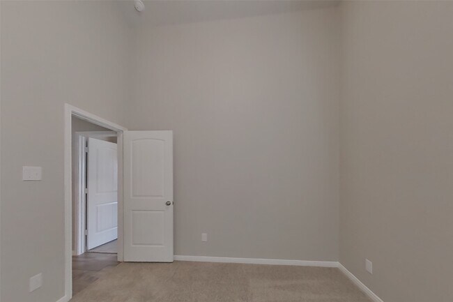 Building Photo - 9829 Gln Brk Ln