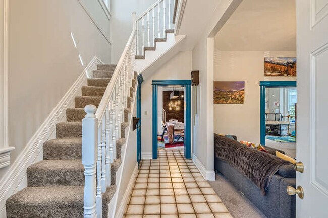 005-003-Interior Front Entry-666x445-72dpi - 3247 W 19th Ave