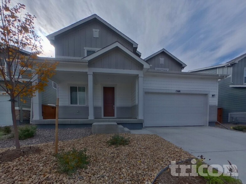 Building Photo - 1368 Orchard St