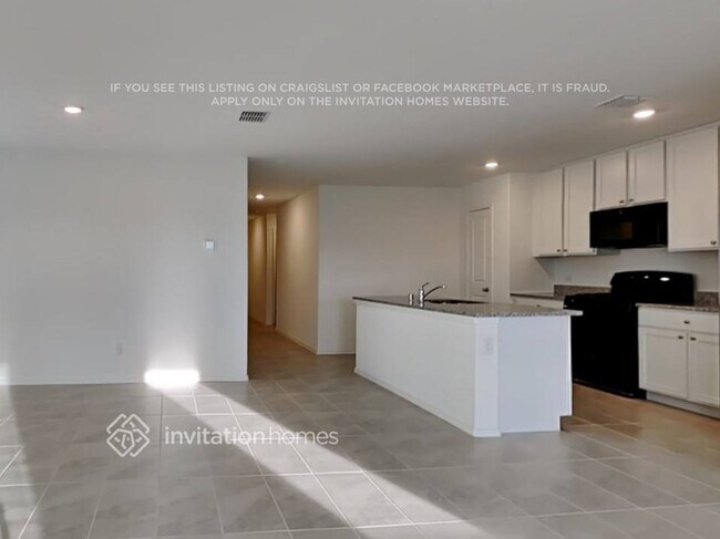 Building Photo - 7937 Churchill St