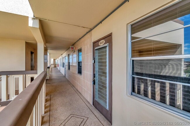Building Photo - 4049 Wolverton C