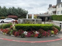Building Photo - 2760 76th Ave SE