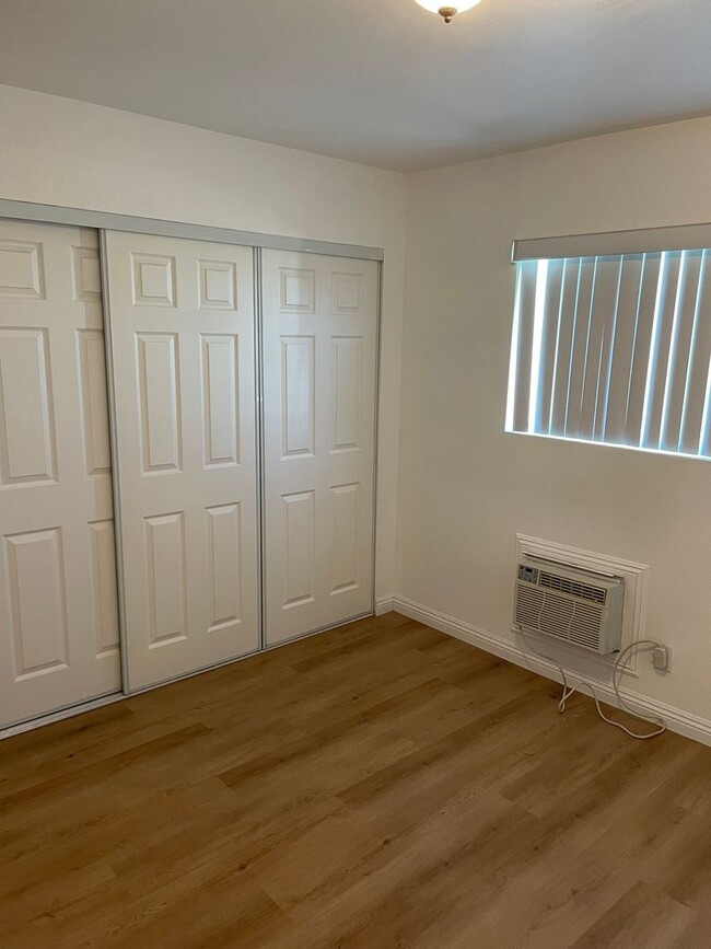 Building Photo - Newly Remodeled 2 BR Apartment in Baldwin ...