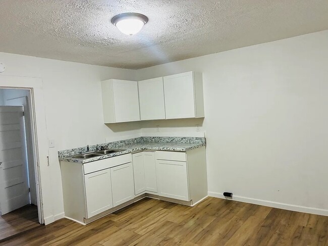 Building Photo - 1405 Tuscaloosa Ave