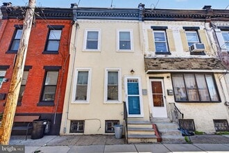 Building Photo - 2355 E Harold St